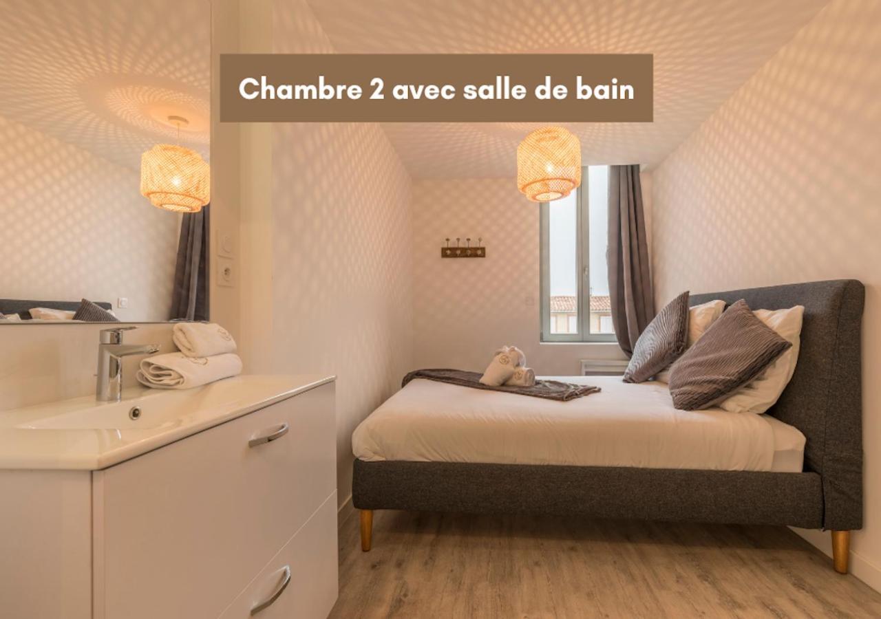 Atypique - 2 Chambres Avec Salles De Bains, Cuisine Equipee, Parking Gratuit カステルサラザン エクステリア 写真